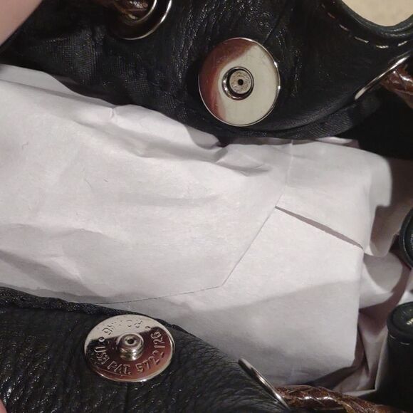 Vintage Fossil Leather Purse.    P1 - Picture 8 of 11